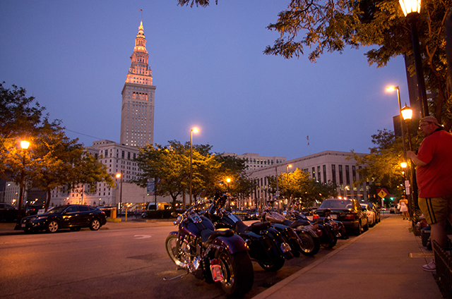 clevelandtwilightnightlife-small.jpg